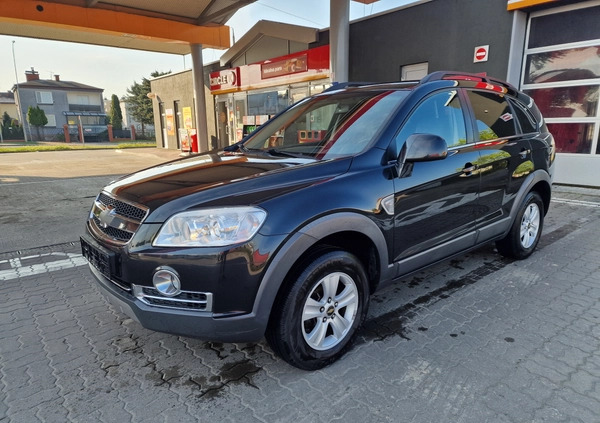 Chevrolet Captiva cena 28200 przebieg: 207000, rok produkcji 2009 z Trzemeszno małe 667